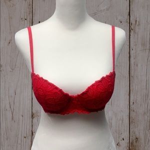 PINK Victoria’s Secret Red Date Push-up Bra 32c